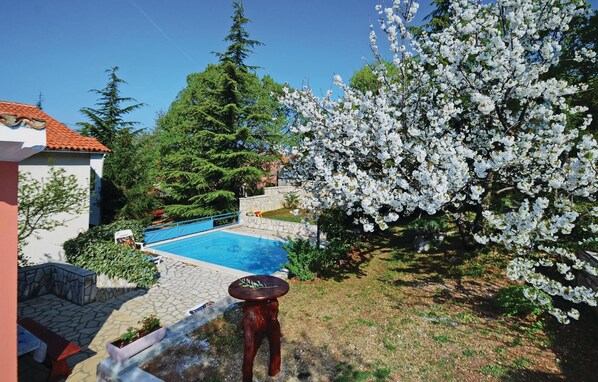 Pool - Gorgeous home in Reburici (Reburici)