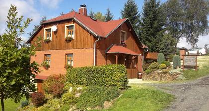 Holiday apartment near the piste