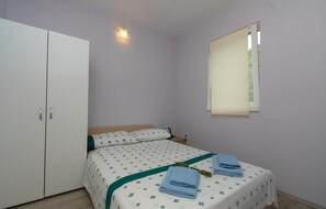 2 chambres, Wi-Fi gratuit, draps fournis
