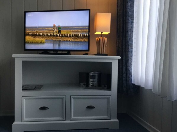 Unclassified image, 1 of 16, button