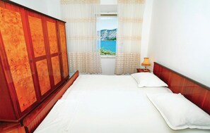 5 chambres, accès au Wi-Fi (inclus), literie fournie