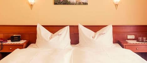1 bedroom, in-room safe, WiFi, bed sheets