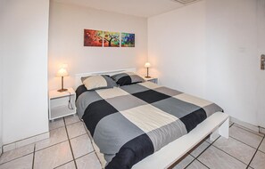 1 Schlafzimmer, Reisekinderbett, kostenloses WLAN, Bettwäsche