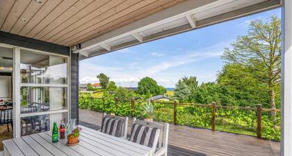 Nice home in Augustenborg with sauna