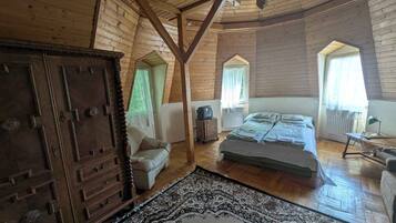 5 habitaciones y acceso a internet