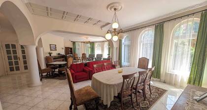 Holiday home with pool and Wi-Fi