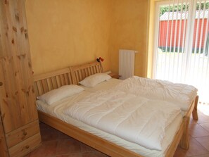 2 chambres, coffres-forts dans les chambres, lit parapluie, Wi-Fi