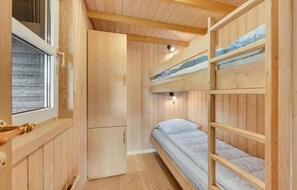 2 bedrooms, free WiFi