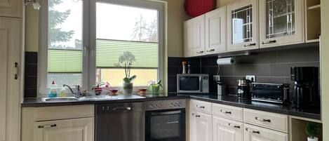 Fridge, microwave, oven, dishwasher