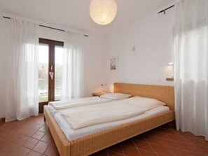 1 室のベッドルーム、WiFi、ベッドシーツ