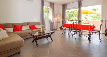Amazing apartment in Petreto-Biccisano