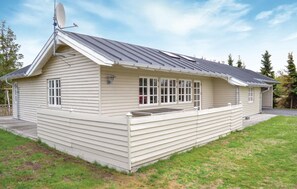 Exterior - 3 bedroom awesome home in Ebeltoft (Ebeltoft)