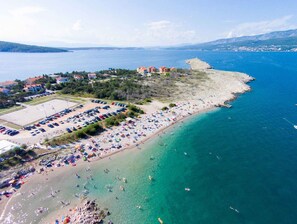 Beach nearby - Holiday apartment with air conditioning and sea view (Šilo)