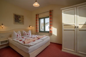 1 Schlafzimmer, Bügeleisen/Bügelbrett, Reisekinderbett, WLAN