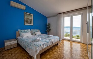 5 slaapkamers, reisbedje, gratis wifi, beddengoed