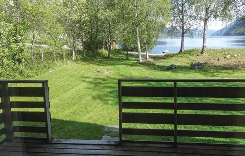 Gorgeous home in ålfoten with sauna
