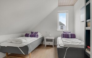 5 bedrooms, free WiFi
