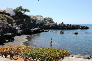 Beach nearby, sun-loungers