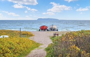 NĂ€ra stranden och fiske