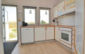 Kühlschrank, Herdplatte, Geschirrspüler