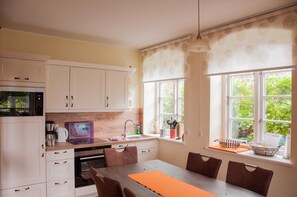 Fridge, microwave, oven, dishwasher