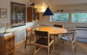 Dining - 2 bedroom nice home in Fanø (Fanø)