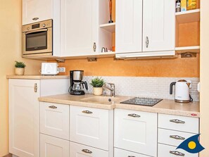 Refrigerador, microondas, horno y lavavajillas 