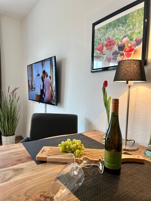 Dining - 005 - Hooge (BC.n3) - BUE - Apartment house Seewind (Büsum)