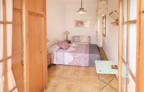 3 bedrooms, free WiFi