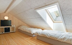 6 Schlafzimmer, Reisekinderbett, kostenloses WLAN
