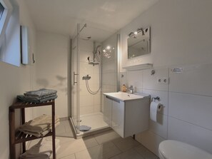 Unclassified image, 2 of 18, button