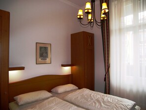 1 bedroom, iron/ironing board, WiFi, bed sheets