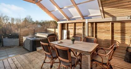 Pet friendly home in OksbĂžl with WiFi