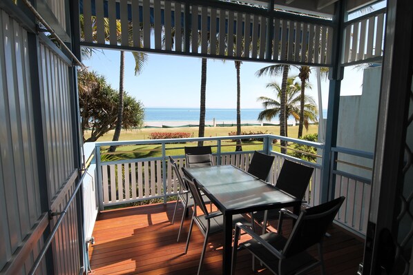 Villa 17 | Balcony - Moreton Island Villas & Apartments (Moreton Island)