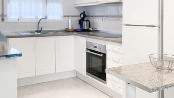 冰箱、炉灶、洗碗机、茶具/咖啡用具