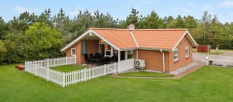 Awesome home in Ulfborg with sauna