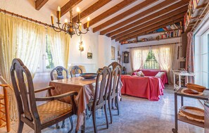 Dining - Stunning home in Jesús Pobre with sauna (Jesús Pobre)