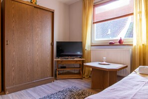 1 quarto, berço de viagem, Wi-Fi, roupa de cama