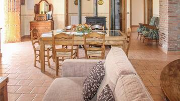 Cheminée, lecteur de DVD