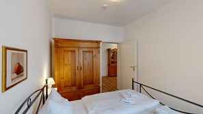 1 Schlafzimmer, Reisekinderbett, WLAN