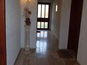 Unclassified image, 5 of 13, button - Double room - Private rental family Stöckel (Erfurt)