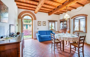 TV, ping pong - Cozy apartment in Poppi AR (Poppi AR)