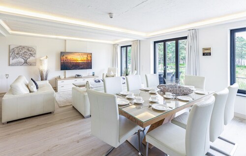 Nice apartment in Binz with house sea view