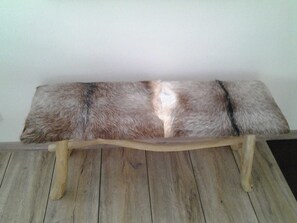 Unclassified image, 3 of 22, button