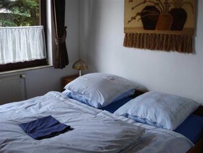 1 chambre, lit parapluie, Wi-Fi, draps fournis