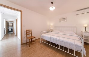 4 chambres, Wi-Fi gratuit, draps fournis