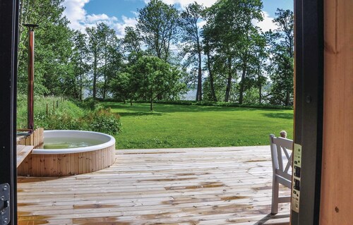 Beautiful home in Tranås with lake view