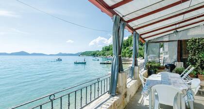 Preciosa casa de 1 dormitorio en Slano