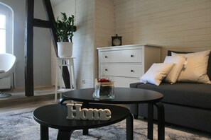 Flat-screen TV, fireplace