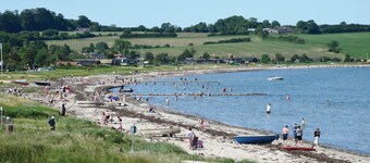 Nice home in Broager with kitchen